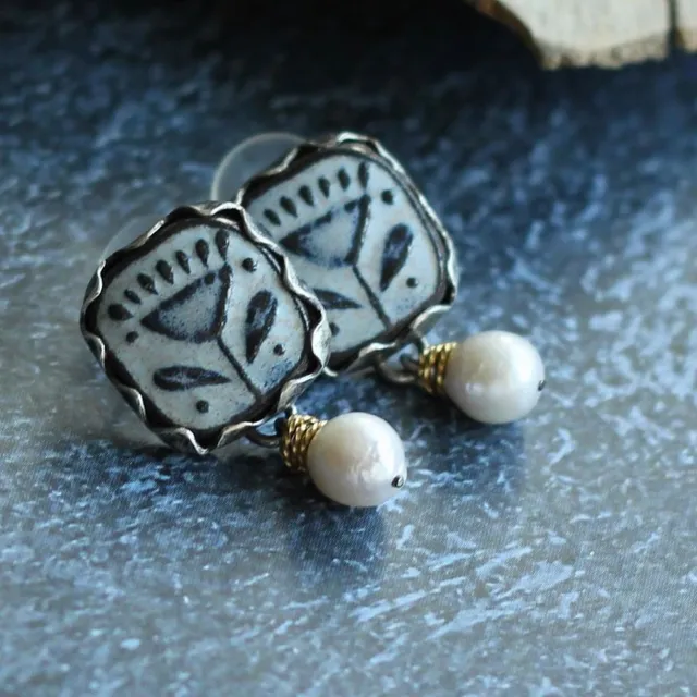 Boucles d'oreilles vintage peintes à la main