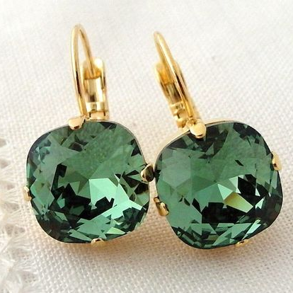 Boucles d'oreilles en zirconium vert