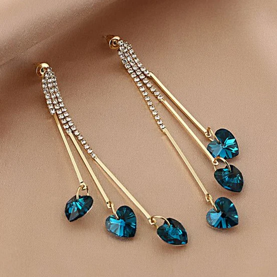 Boucles d'oreilles élégantes en cœur de cristal bleu