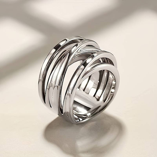 Bague en Argent Striée au Style Vintage