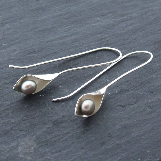 Boucles d'oreilles pendantes en argent vintage