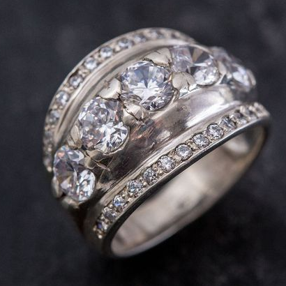 Bague vintage argentée brillante