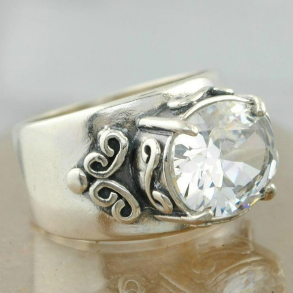 Bague avec incrustations en verre