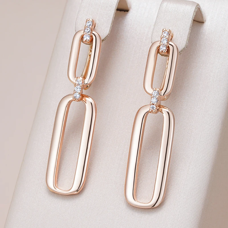 Boucles d'oreilles pendantes creuses en or