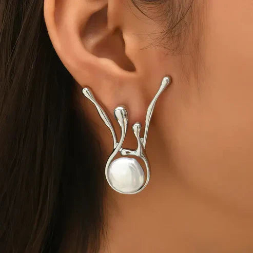 Boucles d'oreilles en perles d'argent irrégulières antiques