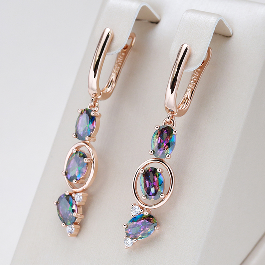 Boucles d'oreilles avec des cristaux multicolores en or