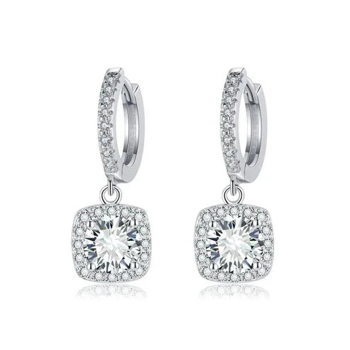 Boucles d'oreilles pendantes en moissanite Halo carré