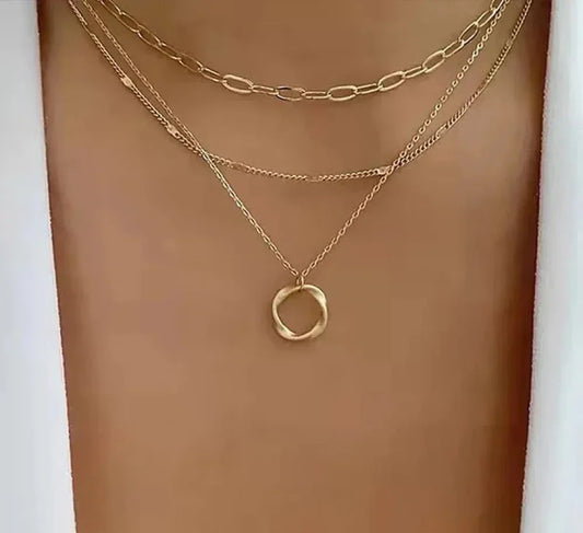 Collier vintage en chaîne dorée superposée avec pendentif